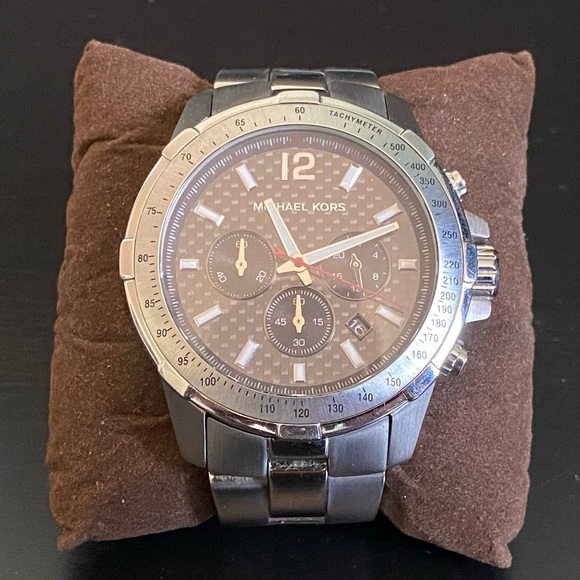 Michael Kors Watch - Picture 2 of 4